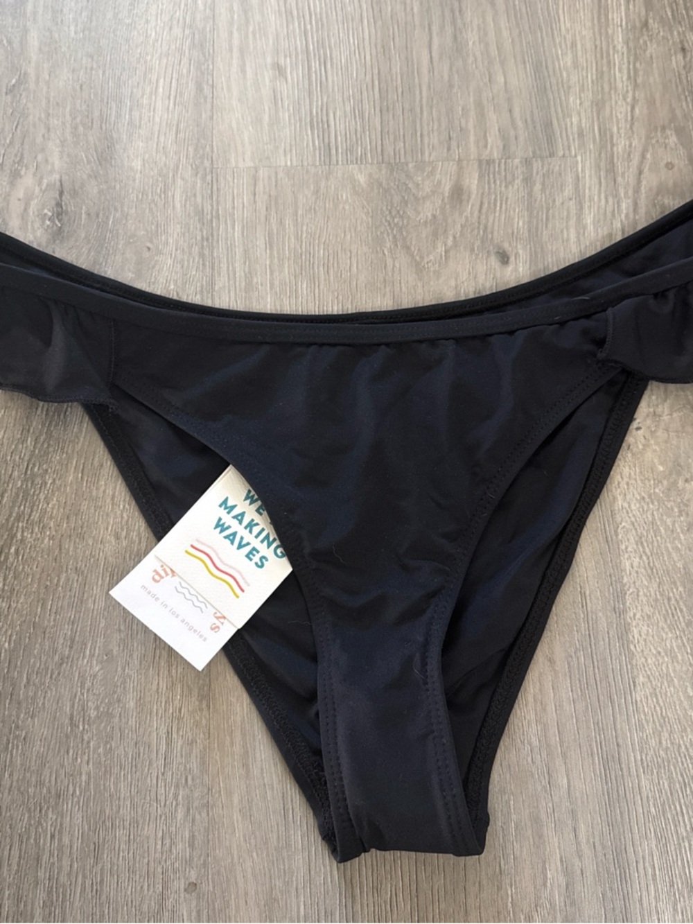 Brand New Large Dippin' Daisy's NWT Black Bikini Bottom w/ ruffles